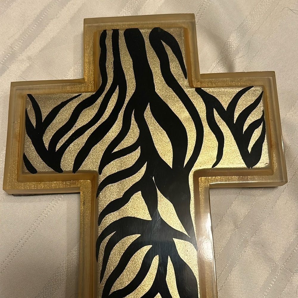 Acrylic Cross - Picture 3 of 6